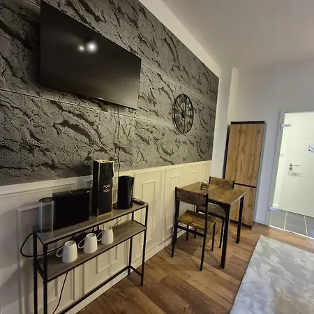 Apartment Citynest O5 Moonlight Suite *