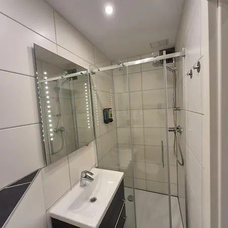 Apartment Citynest O5 Moonlight Suite *